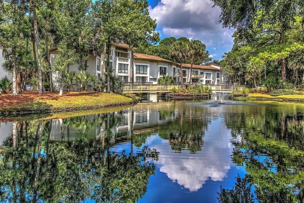 Beach Living - 3 Bed 2 Bath Seascape Villa - Just Steps To The Beach Hilton Head Island Exterior photo